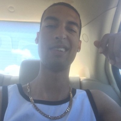 Follow me thats all you need to know #TeamSingle #TeamLightSkinned #ThatPrettyMothafucka
