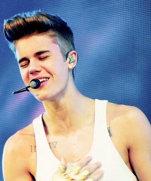 แอครอง หลบลืมิต แอคจริง @Nursariya เพื่อ @JustinBieber เลยนะเออ
