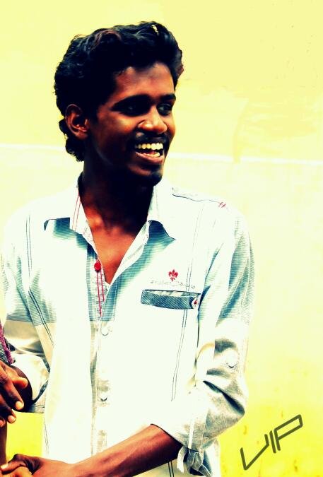 aroaugustus's profile picture. 