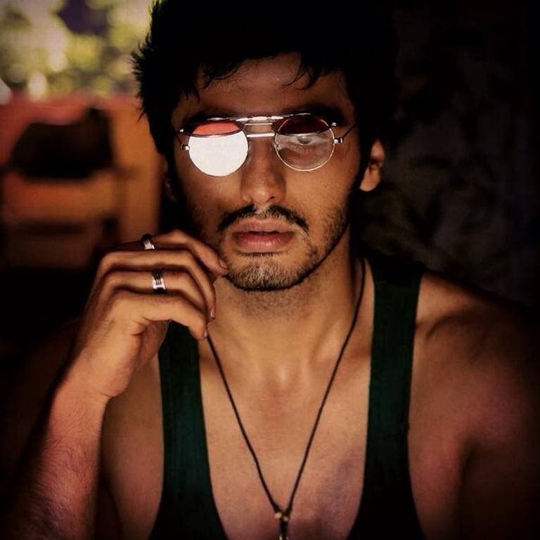 A Very warm Welcome to all fans of @Arjunk26 in Sri Lanka!!! Follow us and get the latest updates of Arjun Kapoor!