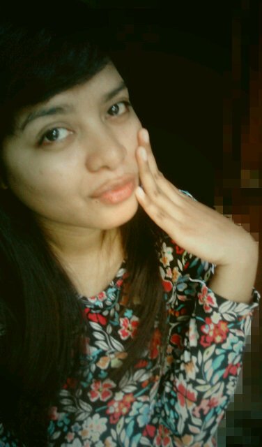 melanylodia's profile picture. genggam erat tanganku..bimbing langkah kaki ku.