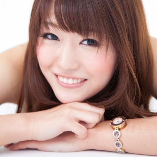 beautysgood's profile picture. 綺麗になるための美容・メイク・ダイエット・食事レシピなど多彩な情報をお届けします。
同時にモチベＵＰのつぶやきも。
女子力ＵＰ中の人・ダイエット中の人、RT＆フォローお願いします！　皆にも教えてあげてね♪