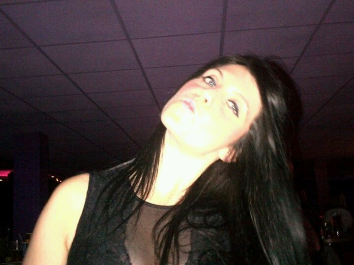 FieldEyfield's profile picture. Single.....single.......single.......