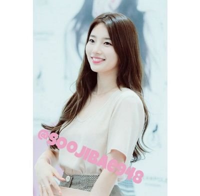 bae soo ji . lahir tahun 1994 . belum mempunyai kekasih/? . yeoja yang 40 persen normal 10 sekseh 50 persen sarap/g o.o