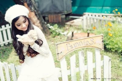 ChelseAddict from Bandung.|Always support @AgathaChelsea18.|Resmi and followed by her at(24-02-2013).|anniv 12{17 Months}.|enjoy with #OwnF,#AdmRere,#Maru.