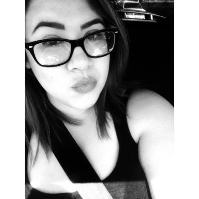 23 year old girl going places in life. starting my weight loss journey. follow my progress on Instagram: _dollydearheart_
