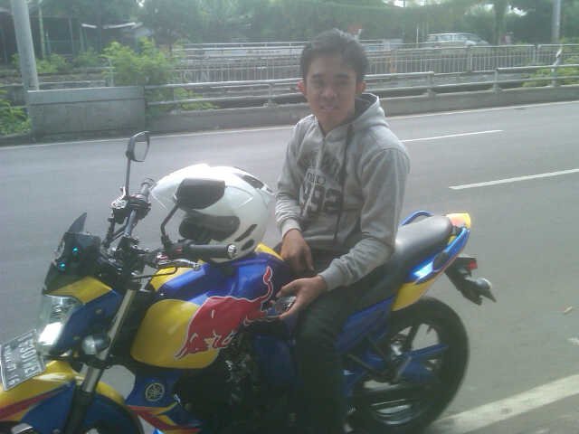 Rayrefrigratorr's profile picture. 