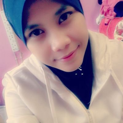 assalammualaikum....hai...cll me wawa;)jgn sombong2;)