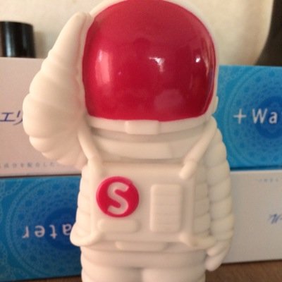 適当に呟いていきますので、宜しく 色んな人と仲良くなりたいので 気軽にフォローお願いします