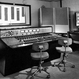 Raywilkinson9's profile picture. Ex bt veep and genius, retired but working an eighteen hour day On low pay and no lunch breaks . still rocking , still as daft as I was fourty years ago.