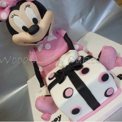 Home baked bespoke cakes for all occasions, Birthdays, 3D Cakes, Novelty, Weddings, Christenings, Leaving parties, New Baby, Christmas, Easter to name a few.