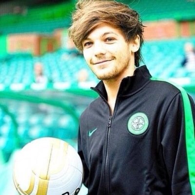 Follow @lighteyedniall
