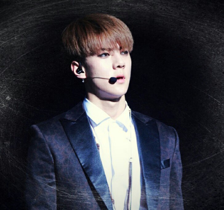 #นิยามของหนุ่มหล่อ#หุ่นเพรียวเฟี้ยวสะบัด พี่ฮุนเอ็กซ์แต่ไม่เซ็กจัด(?) เมะเกรียนเถื่อนผู้อบอุ่น #ไบโอไม่สามารถบรรยายนิยามสเน่ห์ในตัวผมหมด #เซเยทline
