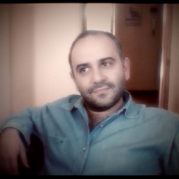 Prof. di filosofia, psicologia e sc. dell'educazione.