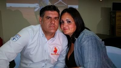enamorada de la vida de mi gente mis amigos y mi marido...y agradecida por todo...