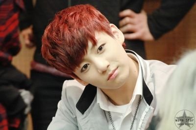 방탄소년단의 막내 전정국입니다 ㅡ @CAWStaehyung's exclusive property.