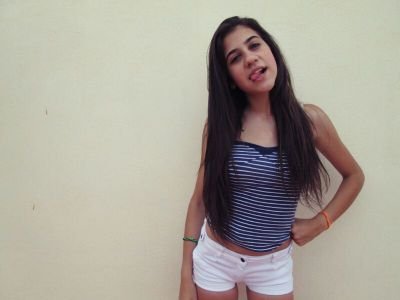' Ni me la sudas tanto como digo,ni me importas tanto como crees ' . O soy tu prioridad o empiezas a ser mi opción//Tu pequeña 06 te quiere muchísimo enana.