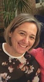 Profesora de inglés en IES Juan Antonio Fernández Pérez de Melilla. 25 años de docencia y lo que queda. Todavía no he perdido la ilusión.