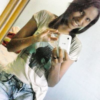 Pois só quem sonha
Consegue alcançar