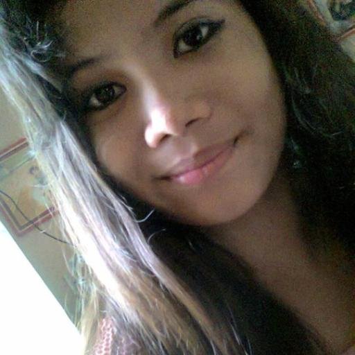 Hii Joan, 15 yrs OLd , im frienDLy :) fOLLOw me and i fOllOw Back -.^