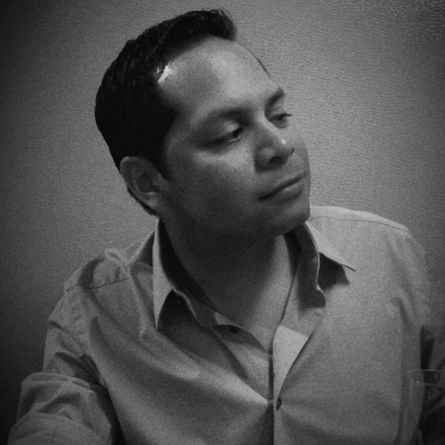 Scotch/Tequila-loving, foodie, plane-jumping, bomb dropper that enjoys cooking, watching Arsenal, the Bills, PSG, RTS games and city-building games.