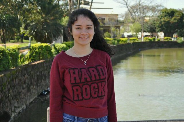 Facebook: Camila Caceres Instagram: @camilacaceres14 Snap: camilacaceres14  Seguime y te sigo