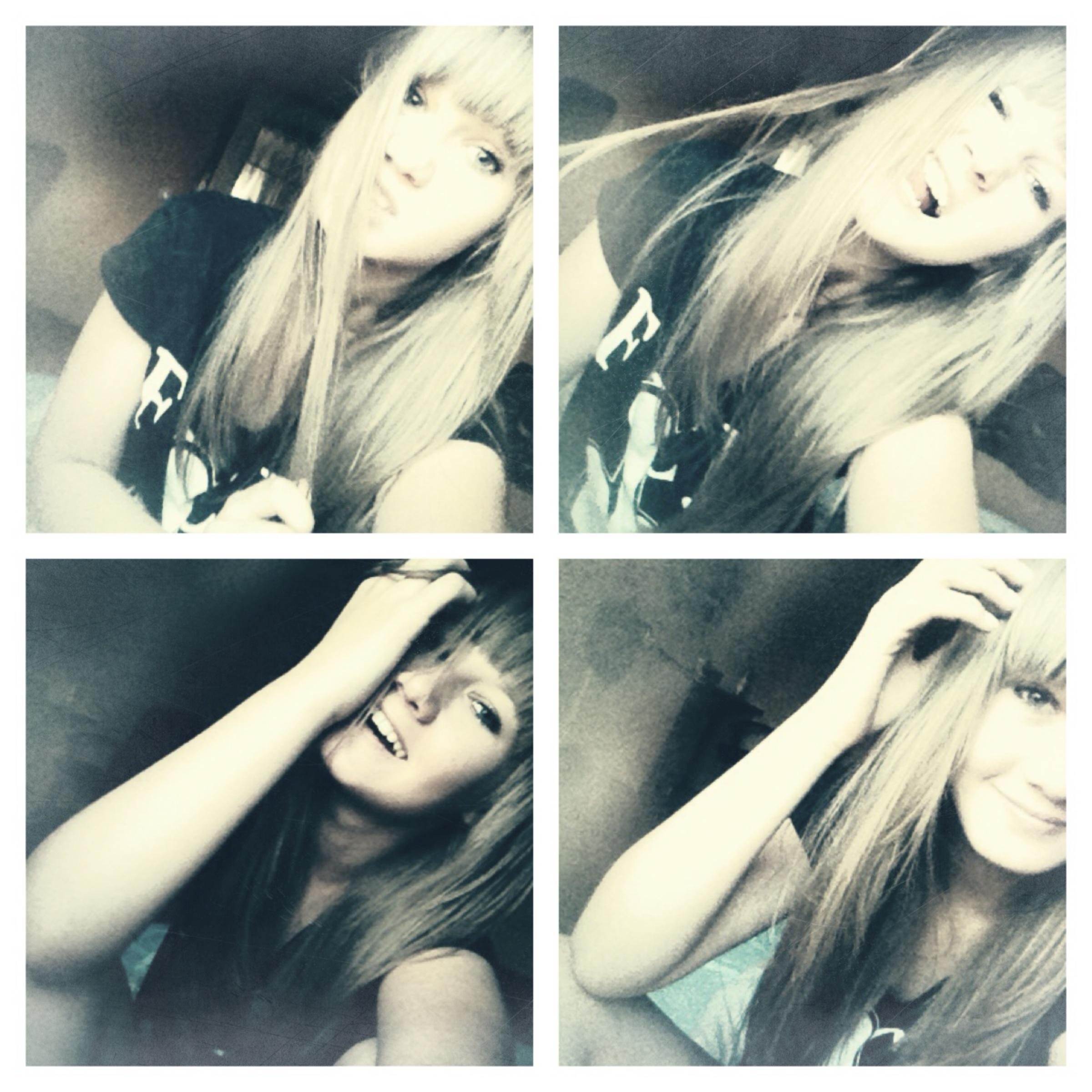 Follow i follow you back :))