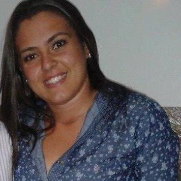 Apaixonada pela minha Família, Botafoguense, Vascaina e Fã da Melhor Cantora do Mundo  ''Ivete Sangalo'' .