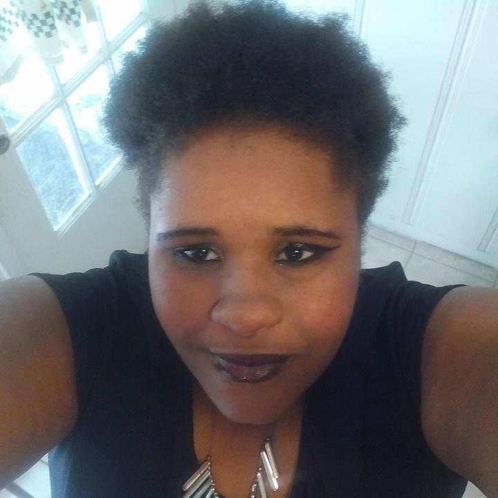 pretty smart people love me dont get on my bad side i fight and bite bak lol :) :) and I no I'm a number 1 pincess and New York here I come