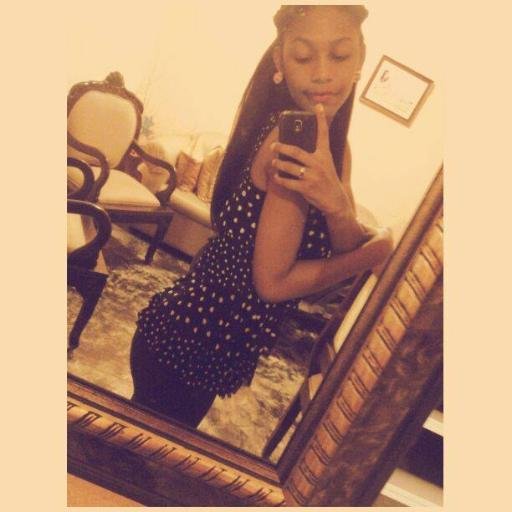 - |Nosotros| Los Seres |Humanos| Cometemos |Muchos| ^ERRORES ; & Un De Ellos Es Que No |Valoramos| Lo Que |Tenemos ƸӜƷ :$' \o/ #|Sinqle|' ∞ ♥____♥