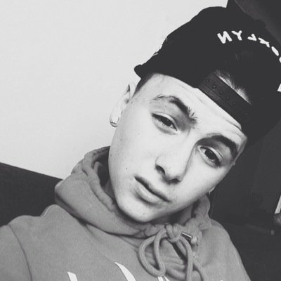 - Si je t'ai dans mes filets, Dieu me pardonerra de pêcher.. 15 ans, Belge.