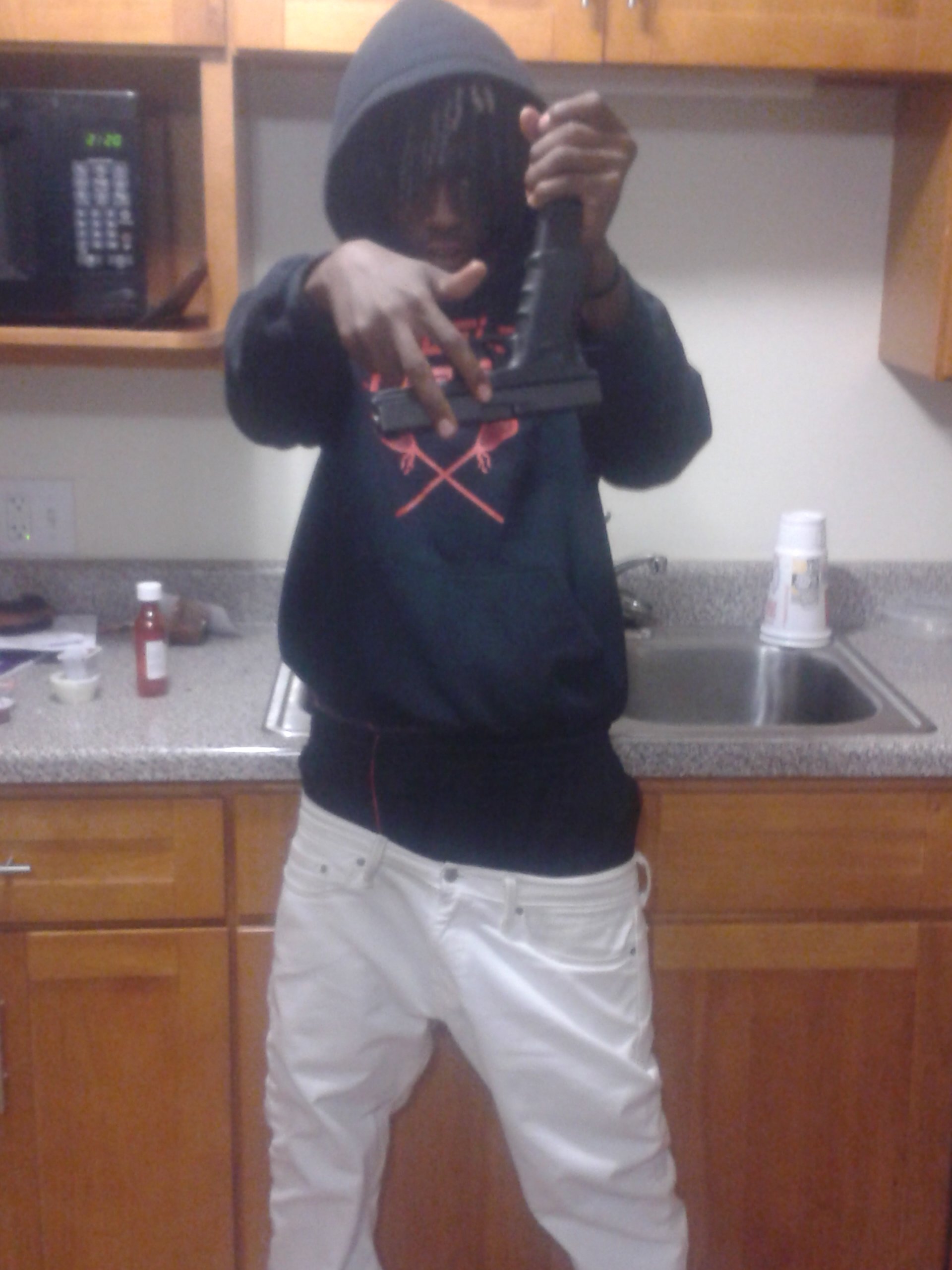 RayRay_GDKGANG's profile picture. #Squadd #BDAShit  BDN2-4Nostackin S/o 054Blackgate S/o Tymb High Y's For Ty  #DieMiddlez #OBLOCKWassup #TBlockWeUp FreeDaGUYZ