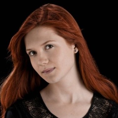 Hi im Emma im 18 , im a witch and i go to hogwarts, im in Gryffindor. Also harrys sister. (RP)