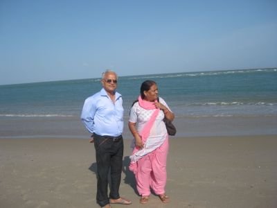 से० नि० अधी०  अभि०, सिं०  वि०, यू० पी०, लगभग २० वर्ष का हाइड्रो०    मेके०, स्ट्क्चर्स के डिजाइन कार्य का अनुभव|