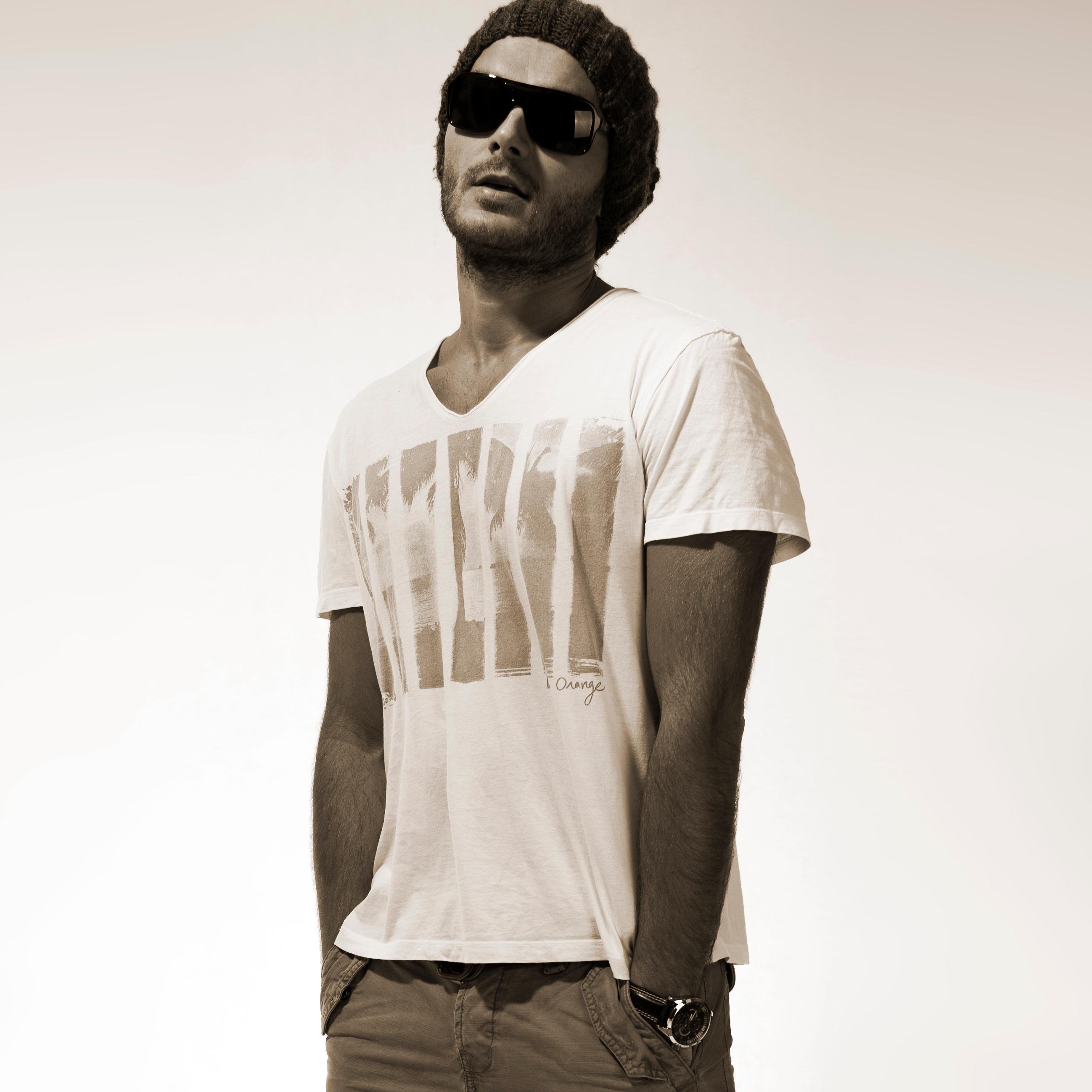 Eriq Johnson is a producer, DJ, label owner and a founder of the production group Musicheads