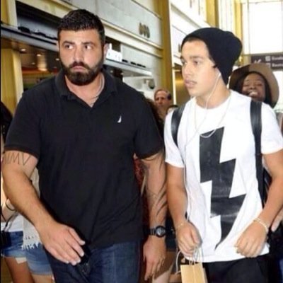 Austin Mahone security