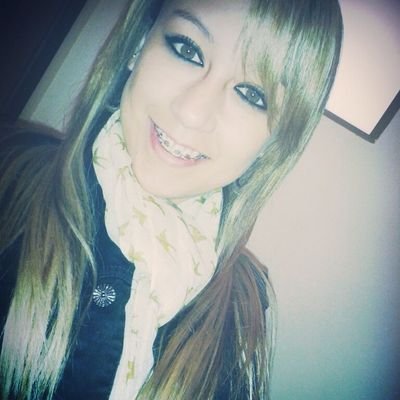 Sorria, só por acreditar que amanhã pode ser diferente. 
 Positividade sempre, pois a vida só é bela para aqueles que têm esperança !