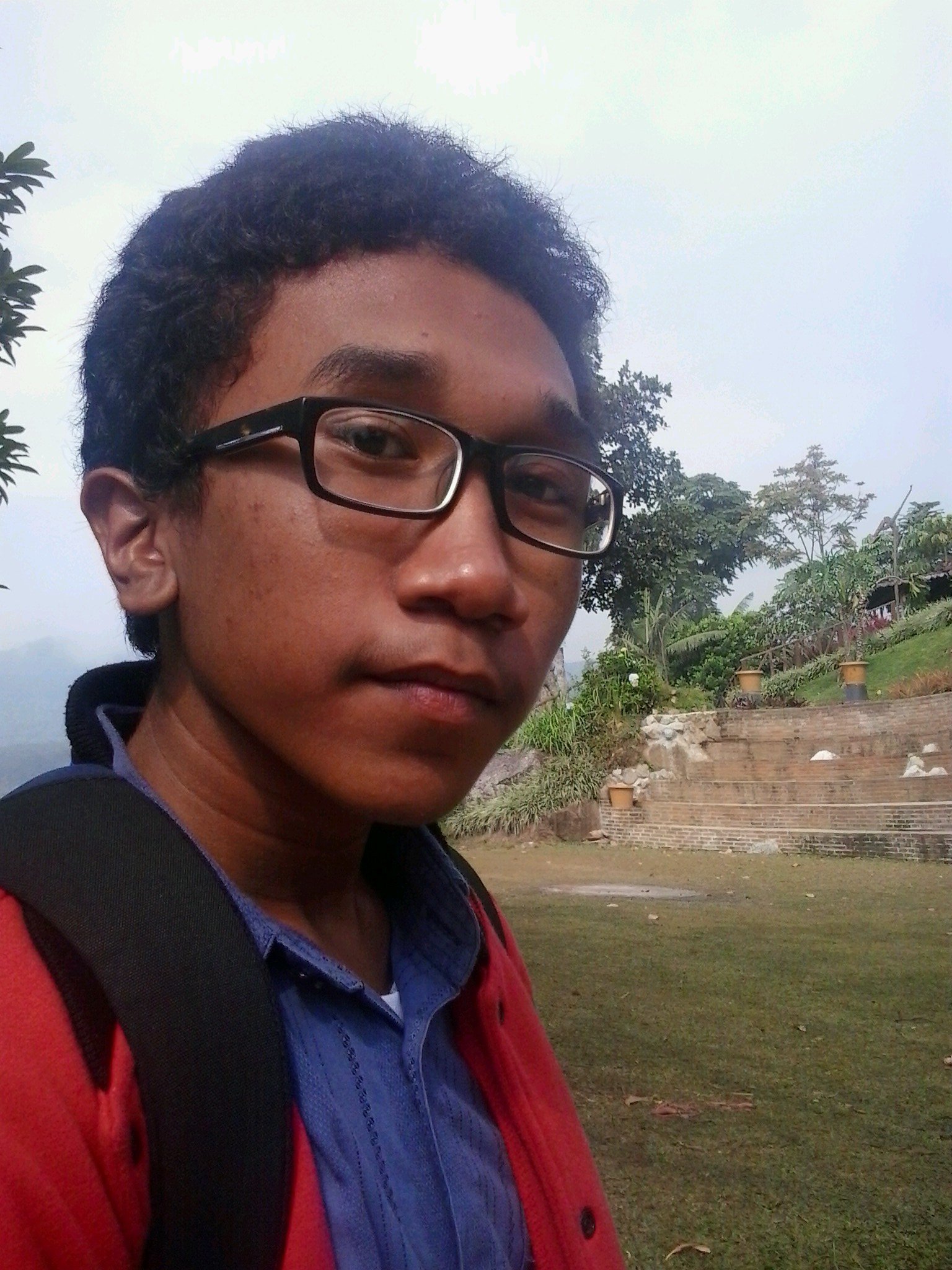 Pemain Keyboard ( Amatir ) || Jujur || Baik Hati || Second twitter of @Danang_0838 ||