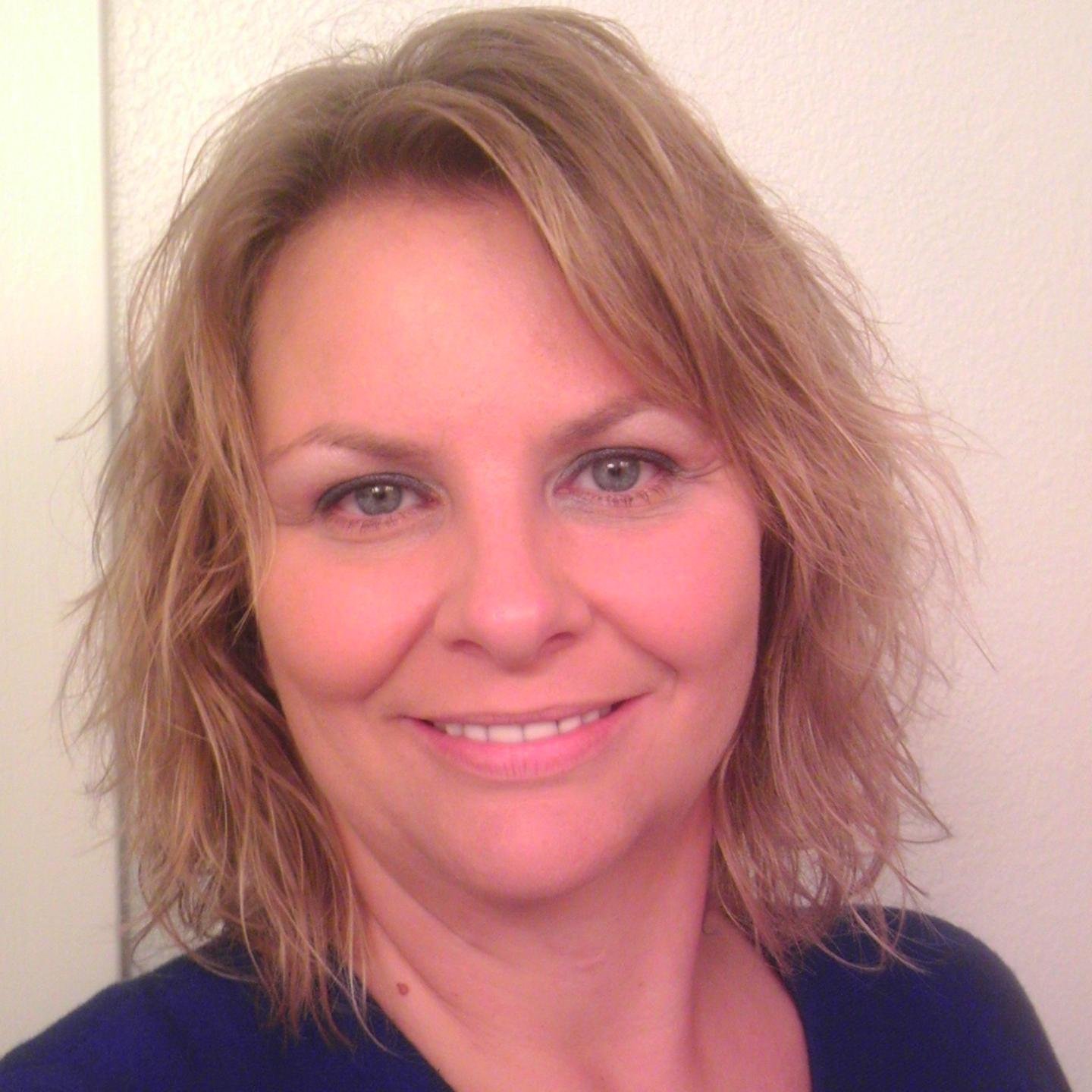 Classroom Teacher w/ Law Degree & MS in School Leadership. Passions:  Equality, child advocacy, P/T/S relationships, instructional best practices, & leadership.