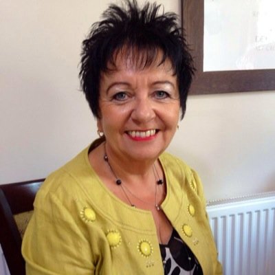 leekdiane's profile picture. Retired teacher, loving life Interests: current affairs, books, traveling and all things celebrity.