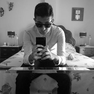 Ahora soy @Pabloisback74 y punto.