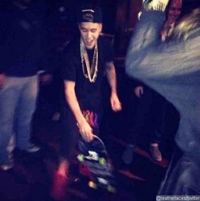 JustinBieb_CRP's profile picture. she likes it when i call her baby girl