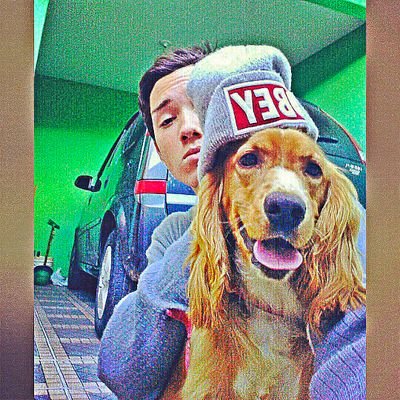 • 'Biografia {?}
Fala sério! Como vou resumir minha
vida aki no twitter?
;P