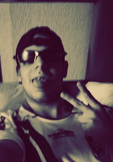 pegar mtas gatas e curtir uma balada de sexta e sabado