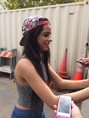 follow @kendrickcabello ASK FOR A FOLLOW BACK
