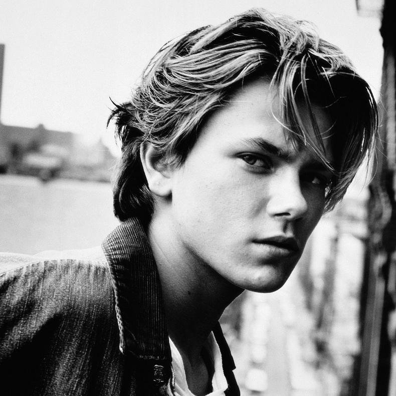 Just a weird kid, trying to fit in. || #Hannibal / Teen!AU / MCRP 18+