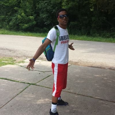 university of Akron student......just out here living life...tryna be somebody