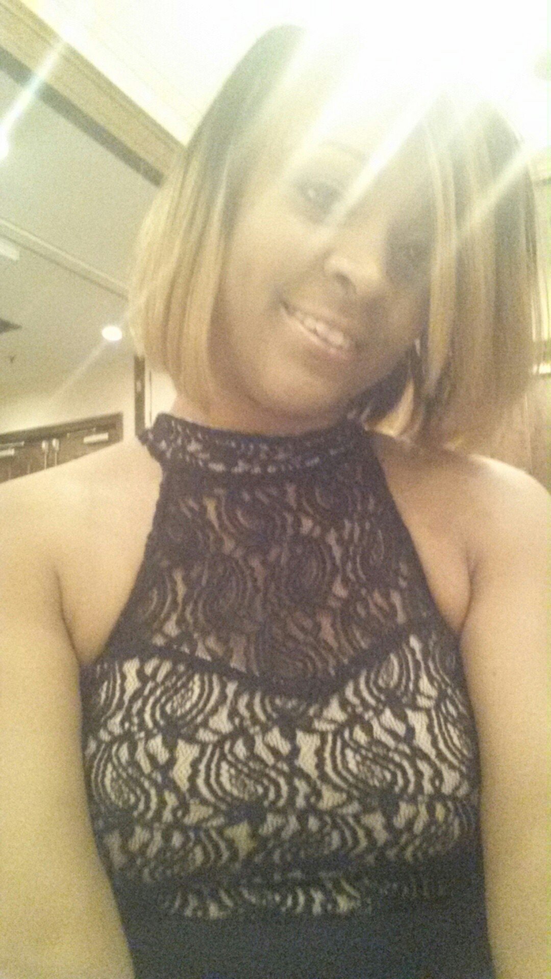 A nice, sweet person... To knw me is to LOVE me =) The bestest friend you could ever have !!♥

FB.. IG.. Mzzqtpie