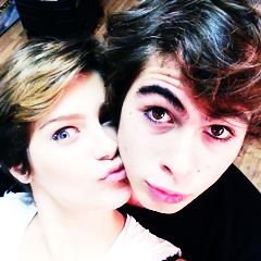 vicioemboaba's profile picture. rayssa