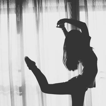 #Barb #Barbz #LittleMonster. Poza tym nie nalezę do innych fandomów. Uwielbiam zespoły: #theXX, #MChR, #30SecondsToMars, #Coldplay, #Nirvana #THICKE